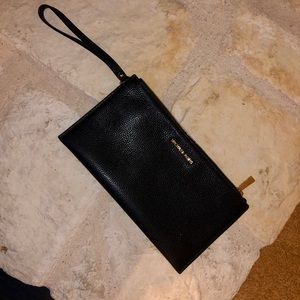 Michael Kors wristlet